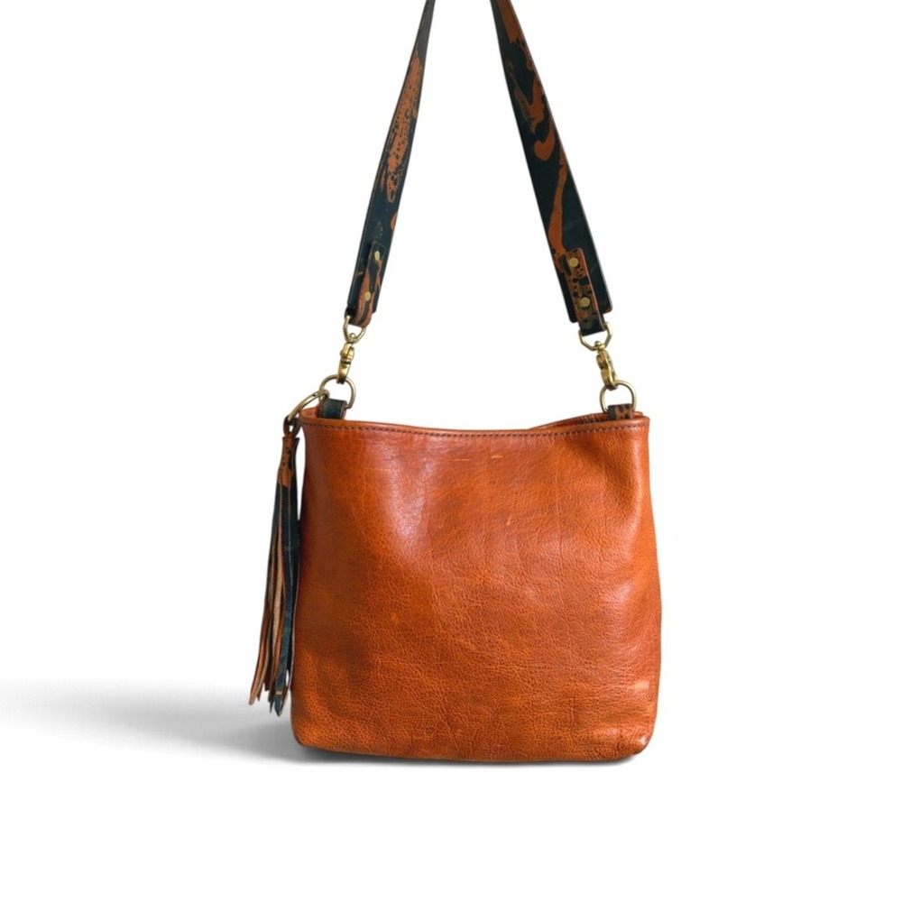 Easten Leathers Handcrafted Cognac Hobo Tote Bag +Dipped Dyed Guitar Style Strap - Picture 3 of 9